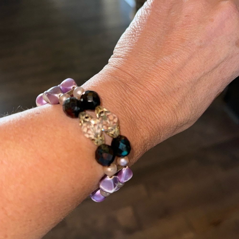 BRACELET VINTAGE cuff style purple beaded